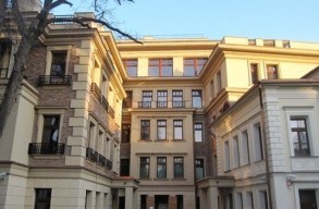 Клубный дом по 2-му Зачатьевскому пер.