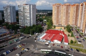Жилой дом на Акдемической