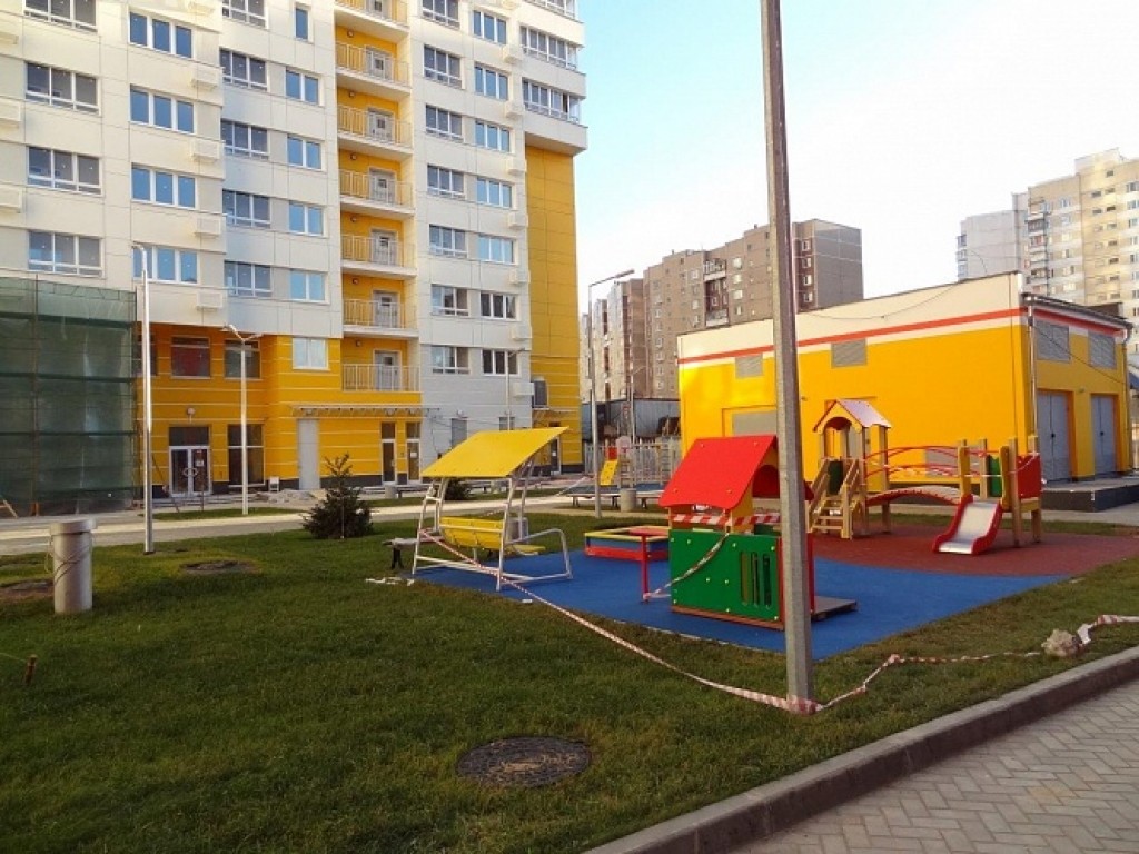 Квартал Миниполис Самоцветы. Московская обл., Люберцы, 116 кв-л, Кирова ул., 12, корп. 1-3