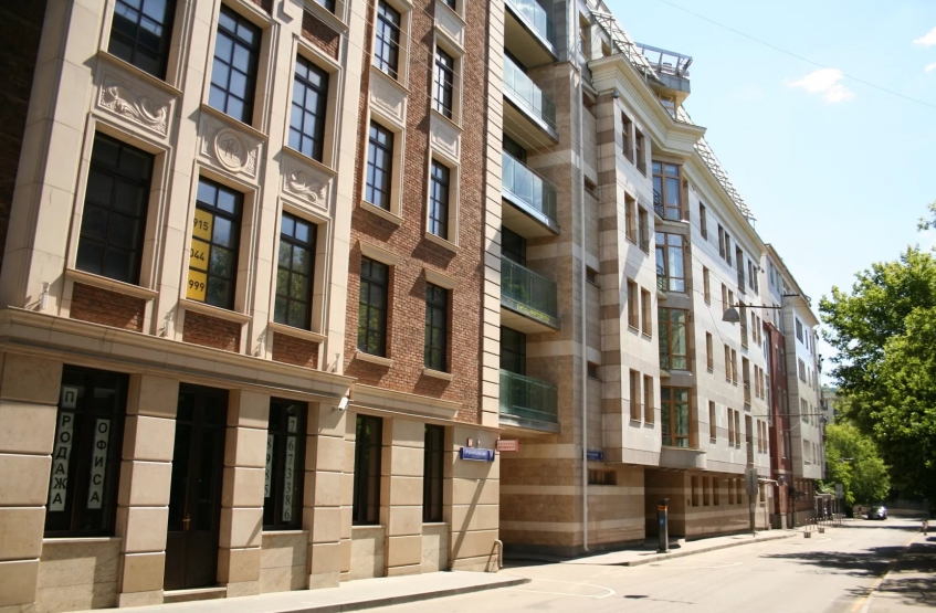 Клубный дом Barkli Virgin House. Москва, 1-й Зачатьевский пер., 8/9