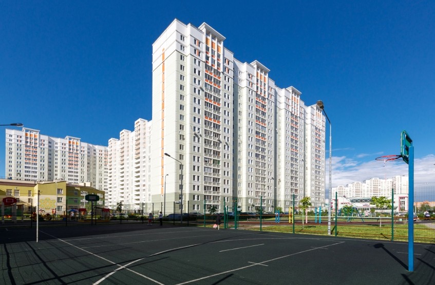 Мкр Центральный в Железнодорожном. Московская обл., Железнодорожный, Маяковского ул./ Рождественская ул.
