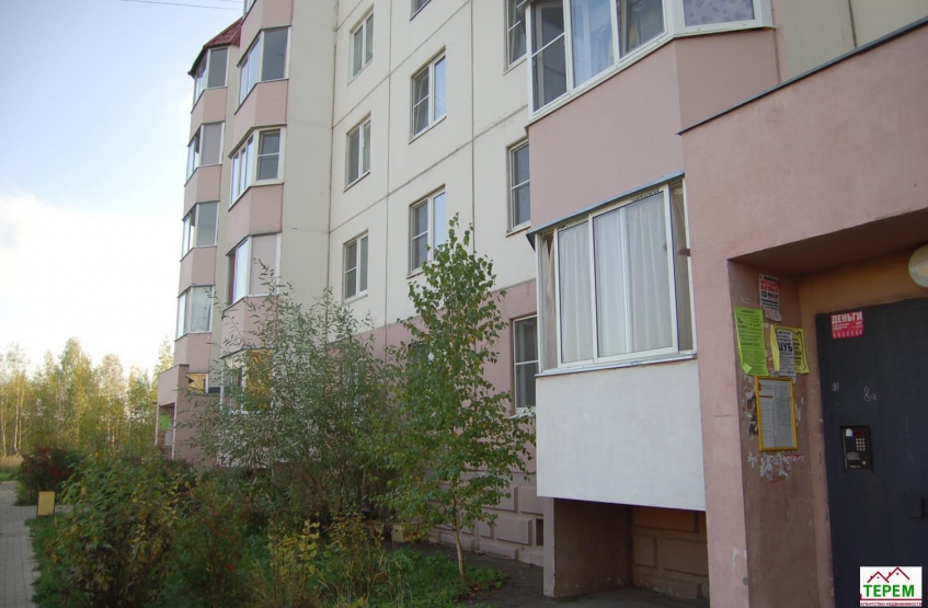 Жилой дом в поселке Пролетарский. Московская обл., Серпуховский р-н,, Пролетарский пос., Школьная ул., 1