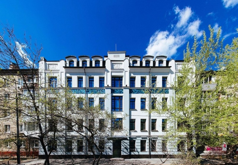Клубный дом. 1-й Добрынинский пер., 8, стр. 1. Москва, Добрынинский 1-й пер., 8, стр. 1
