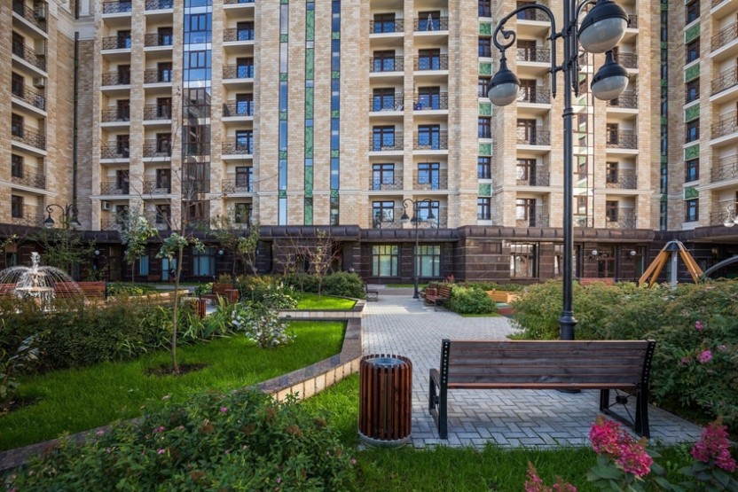 ЖК Grand Deluxe на Плющихе. Москва, Погодинская ул., 4