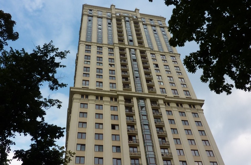 ЖК Дом в сосновой роще. Москва, Расплетина, 21